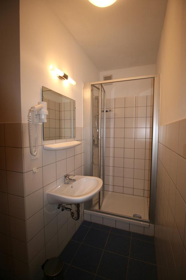 Biohotel Stiftsgut Wilhelmsglücksbrunn Creuzburg Zimmer foto